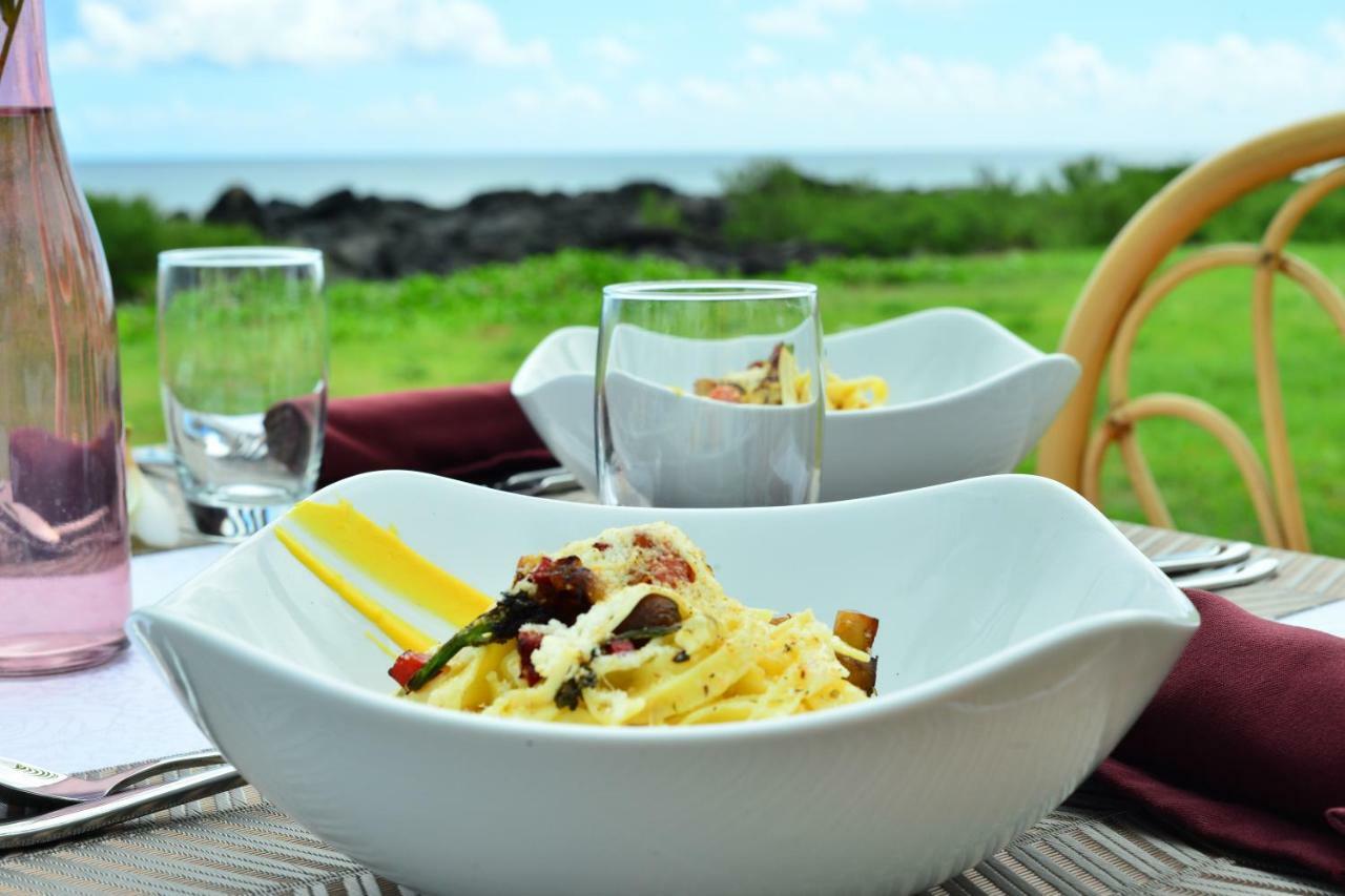 Sunset Reef Resort & Spa Pointe-aux-Piments Zewnętrze zdjęcie