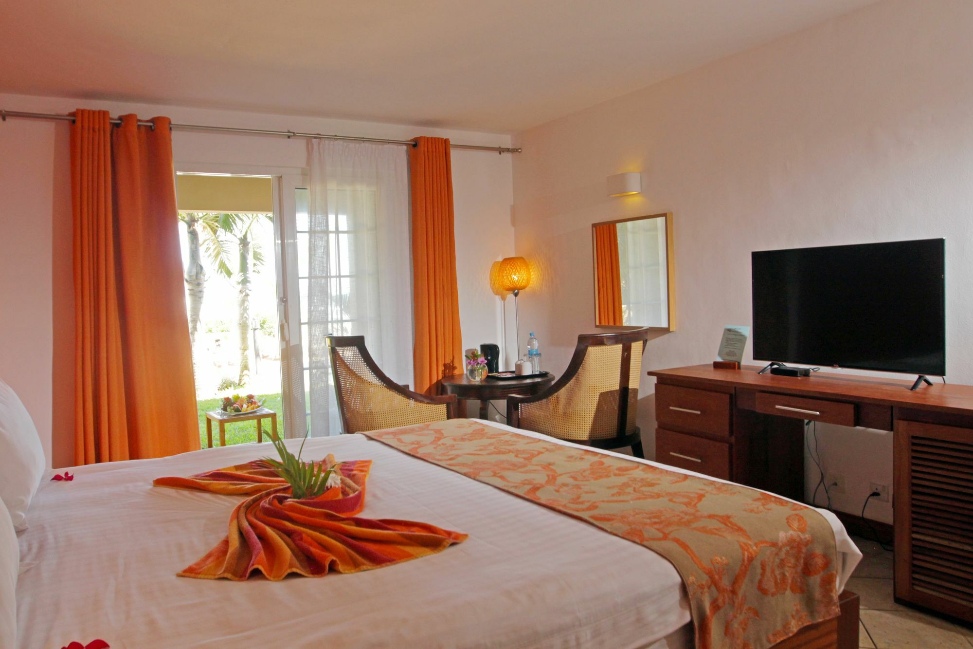 Sunset Reef Resort & Spa Pointe-aux-Piments Zewnętrze zdjęcie