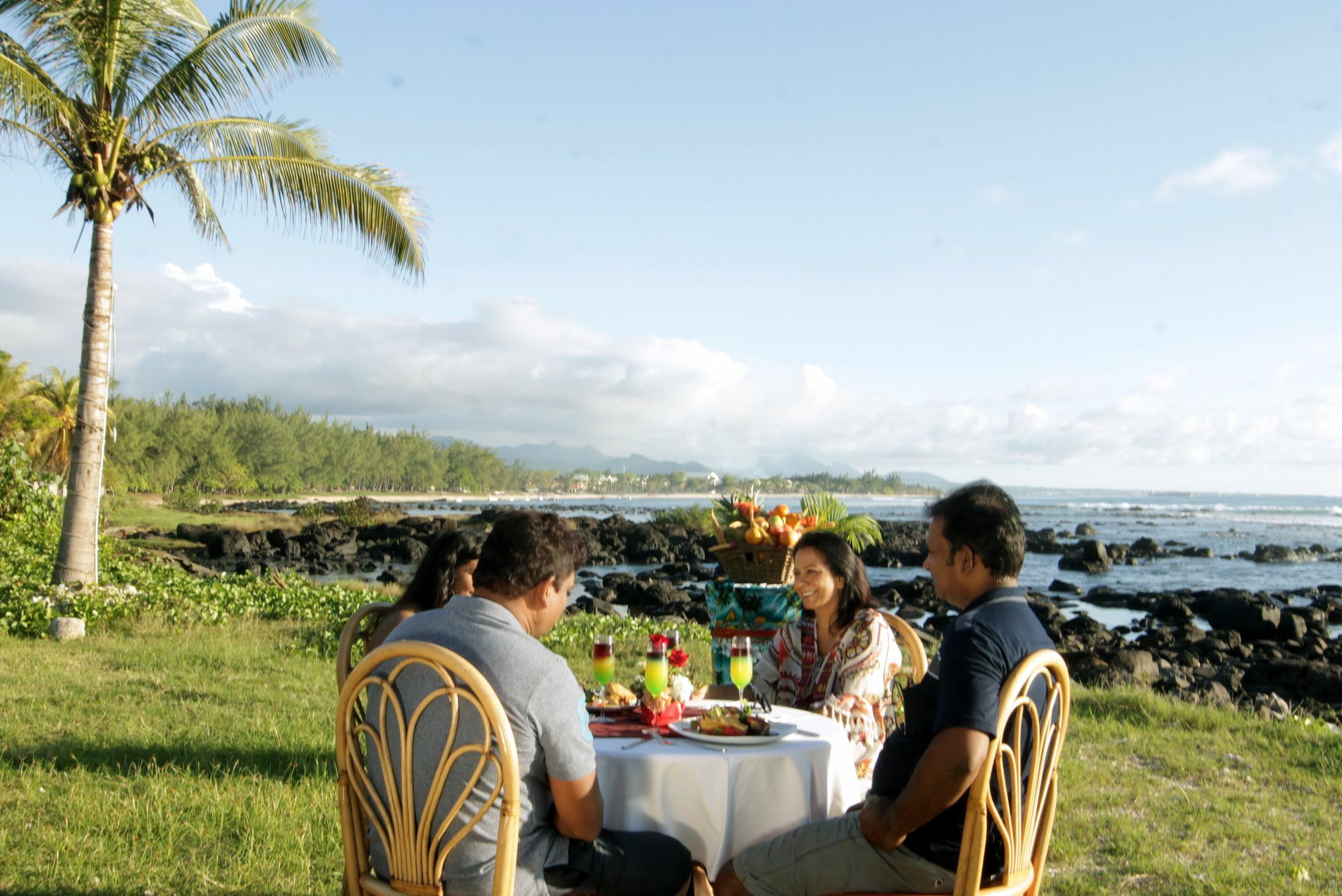 Sunset Reef Resort & Spa Pointe-aux-Piments Zewnętrze zdjęcie
